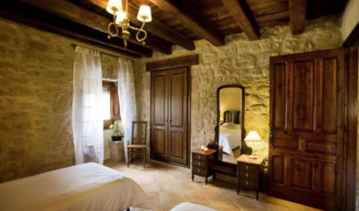 Casa rural l`Avellana Pinell de Solsones Esterno foto